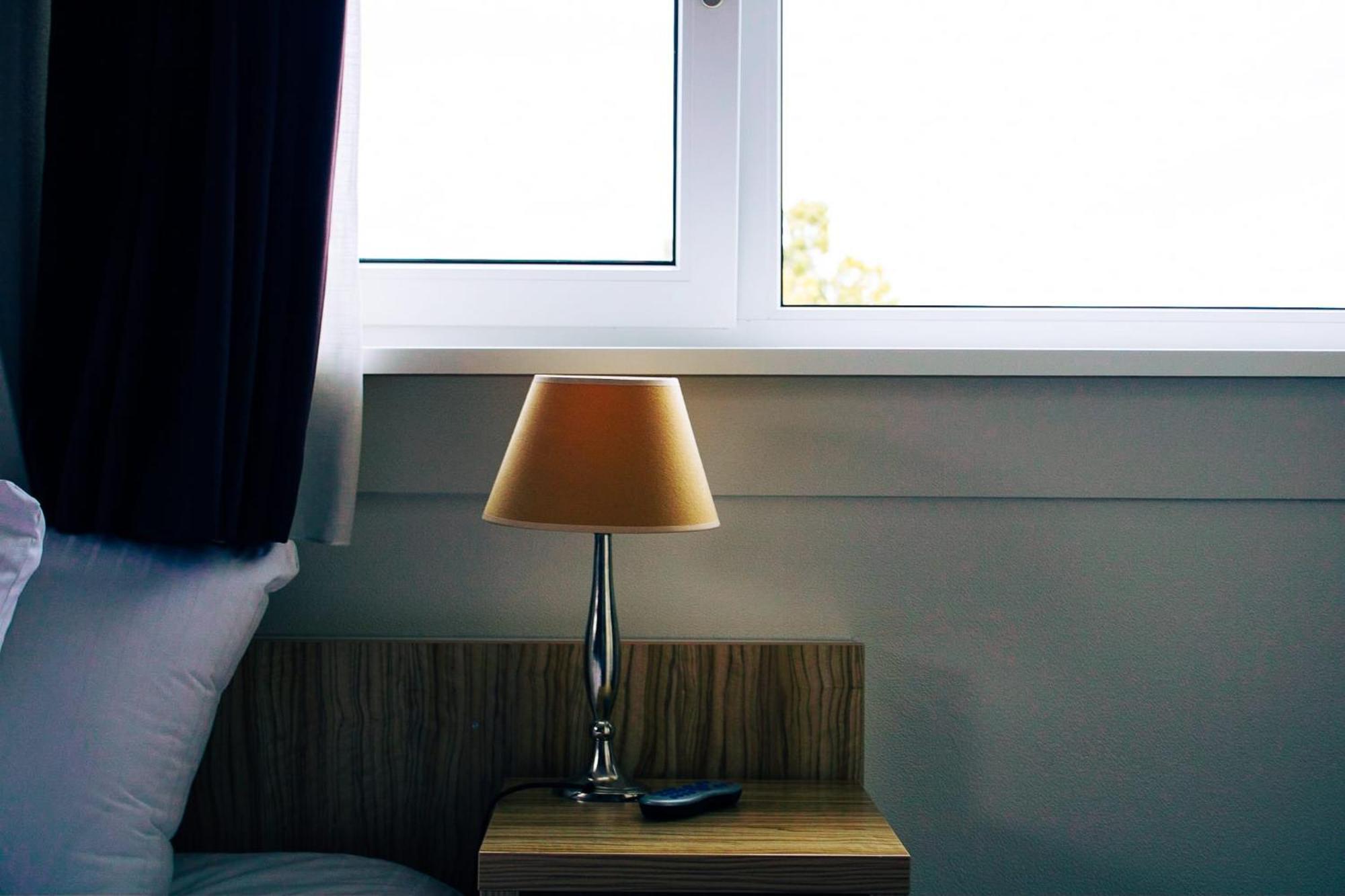 Hotel Duhoux Wirdum Bagian luar foto